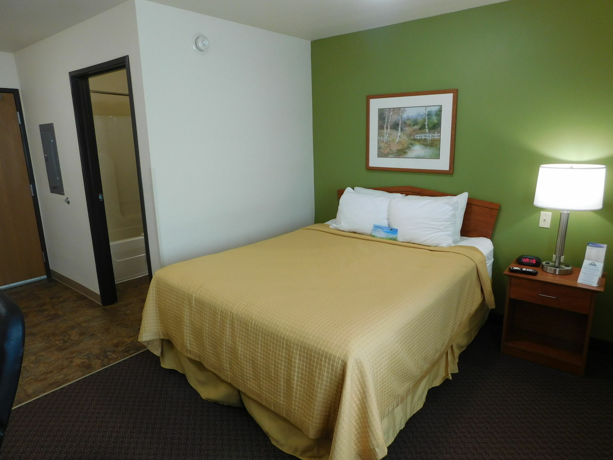 Days Inn & Suites By Wyndham Rochester South Dış mekan fotoğraf